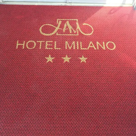 Milano 호텔 3*