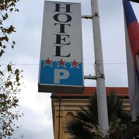 Hotel Milano 3*